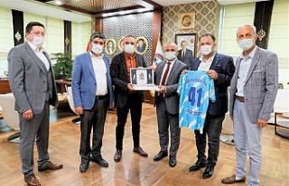 Başkan Söğüt, “Sporun ve sporcunun yanında...