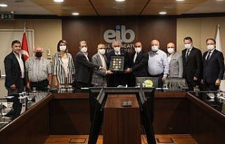 Başkan Sürekli, Ege İhracatçı Birlikleriyle bir...