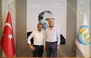 Başkan Tarhan, Rus basınına Mezitli’yi anlattı