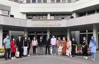 Batman Üniversitesi Rektörü Demir, öğrencileri...