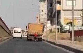 Batman’da patenli çocuk karayolunda ölüme meydan...