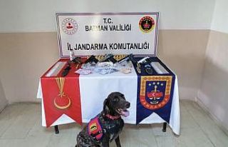 Batman’da uyuşturucu ve çalıntı malzemeler ele...