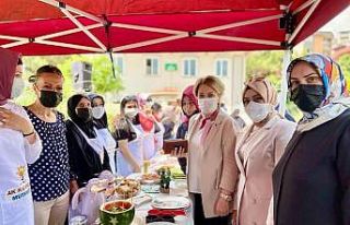Bayat ekmekler çöpe gitmedi, 26 çeşit yemek yapıldı