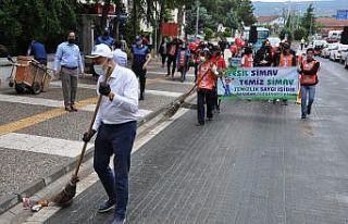 Belediye Başkanı Biçer ve TEMA gönüllülerinden...
