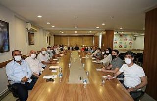 Belediye Başkanı Özlü, projelerini partisiyle...