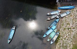 Beyşehir Gölü’nde balıkçılar av sezonunu kurban...