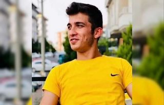 Bıçaklanan genç öldü, ’Katil olay mahalline...