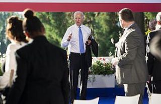Biden, ısrarla soru soran muhabiri azarladı