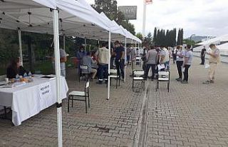 Bilecik’te sahaya çıkan mobil aşı ekipleri bir...