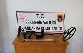 Birinci derece sit alanında define ararken jandarmaya...