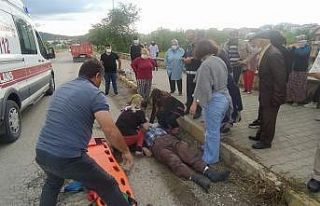Bisikletiyle evine giderken otomobilin çarptığı...