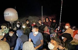 Bodrum’da 30 göçmen kurtarıldı