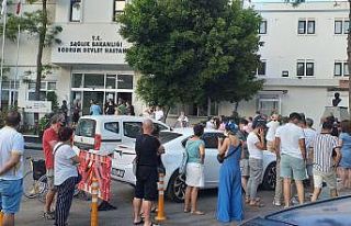 Bodrum’da aşı olmak için kuyruğa girdiler