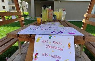 Bu çocuklar bir harika...Sokak hayvanları için...