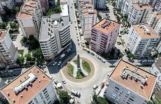 Buca’nın o meydanında genişletme çalışması