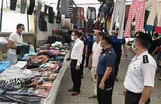 Burhaniye’de Kaymakam Memiş pazar denetledi