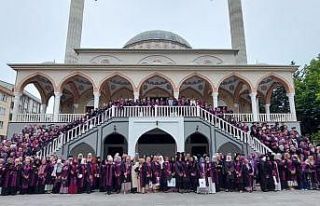 Bursa ilahiyat çınarı yeni mezunlarla büyümeye...