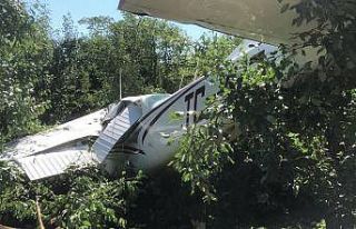 Bursa’da eğitim uçağı havalimanı yerine meyve...