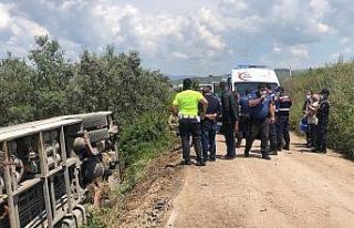 Bursa’da yolcu midibüsü devrildi....4 yaralı