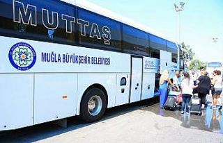 Büyükşehir, havaalanlarına nüfusunun 3,5 katı...
