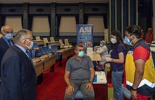 Büyükşehirden aşı seferberliği