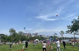 Caddebostan semaları uçurtmalarla şenlendi