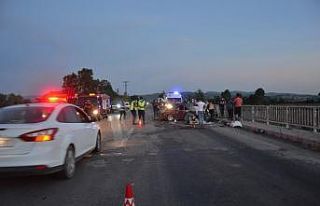 Çanakkale’de feci kaza: 3 ölü, 4 yaralı