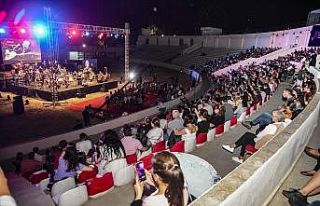 ÇDSO konserinde Neşet Ertaş türküleri seslendirildi