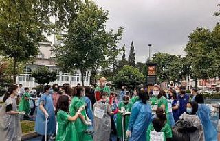 Çevre temizlik farkındalığı için yollara düştüler