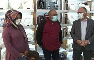 Çeyiz pazarlığına denk gelen başkan, farkı cebinden...