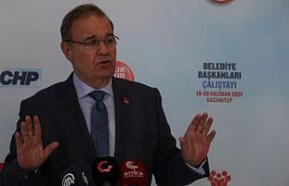 CHP Sözcüsü Öztrak çalıştay için geldiği...