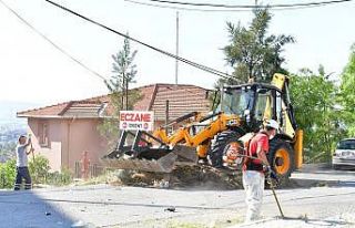 Çiğli’de büyük temizlik: 3 bin ton moloz ve...