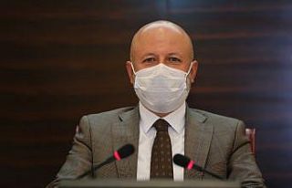 Çolakbayrakdar, "Dünya standartlarının üzerindeyiz"