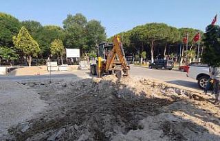 Covid-19 geçiren başkan ilçesine Sağlıkçı Anıtı...