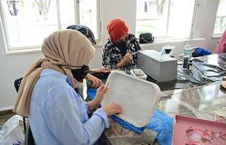 Dekoratif ahşap boyama kursu ilgi görüyor