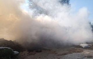 Depoda çıkan yangında 700 saman balyası kül oldu