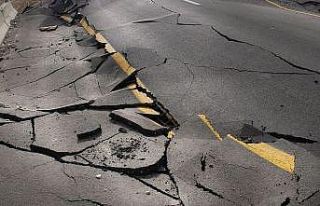 Deprem ortalama iki hafta konuşuluyor