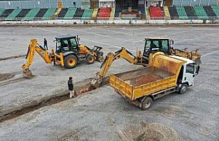 Derince Belediyespor stadı yenileniyor