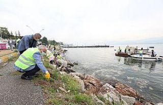 Derinceliler deniz salyası seferberliğine katıldı