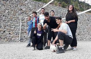 Devlet destek verdi, kendi spor tesislerini kendileri...