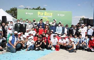 Diyarbakır’daki Pir Aziz Parkı, yamaç paraşütü...