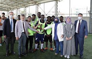 DPÜ TÖMER’den Futbol Turnuvası