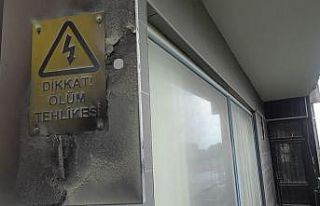 Düğün salonuna yıldırım isabet etti, elektrik...