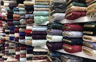 Düğün sezonuyla kumaşçılarda hareketlilik arttı