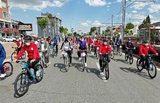 Dünya Bisiklet Günü’nde 500 kişi pedal çevirdi