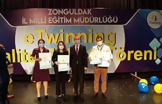 E-Twinning ödülüne layık görüldüler