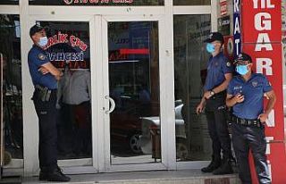 Elazığ’da bıçaklanan eski meclis üyesi hayatını...