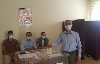 Eleşkirt İLKSAN seçimlerine tek aday olarak giren...