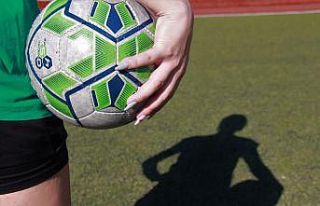 Ellerde oje, ayaklarda krampon