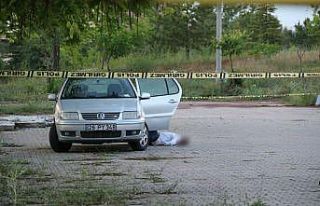 Emekli olduğu fakültenin otoparkında can verdi